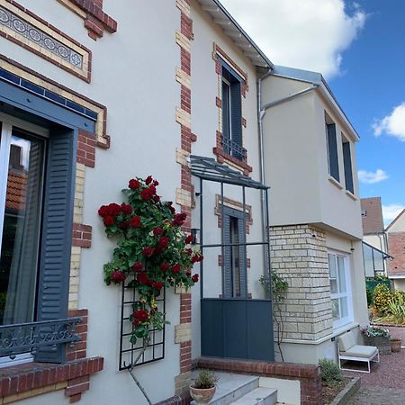 Apartmán Le Carre Courtois Luisant Exteriér fotografie