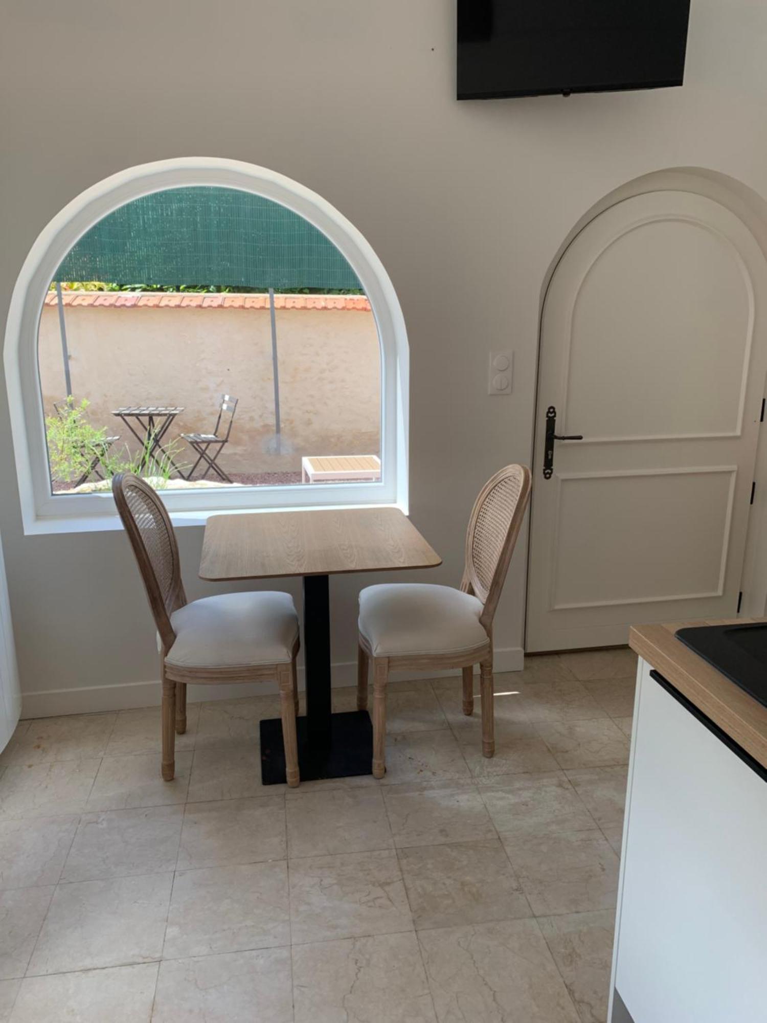 Apartmán Le Carre Courtois Luisant Exteriér fotografie